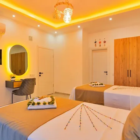 Uzumlu Village 2 Bedroom Luxury With Pool Willa