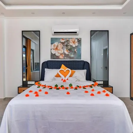 Uzumlu Village 2 Bedroom Luxury With Pool كالكان