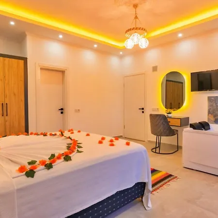 Uzumlu Village 2 Bedroom Luxury With Pool