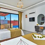 Uzumlu Village 2 Bedroom Luxury With Pool Kalkan