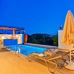Vila Uzumlu Village 2 Bedroom Luxury With Pool *