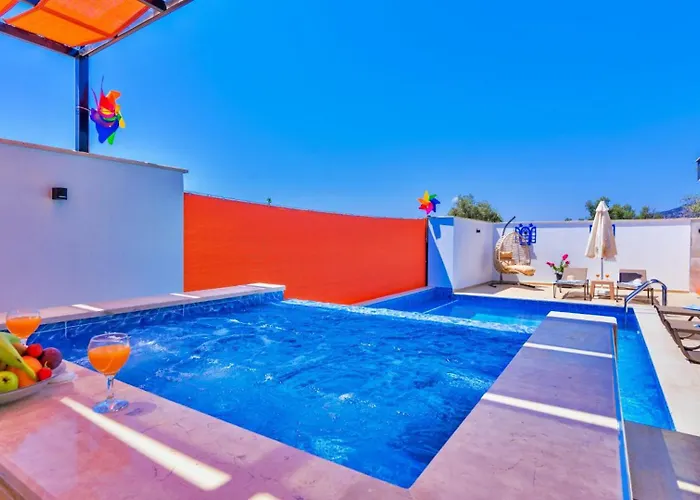 Uzumlu Village 2 Bedroom Luxury With Pool *